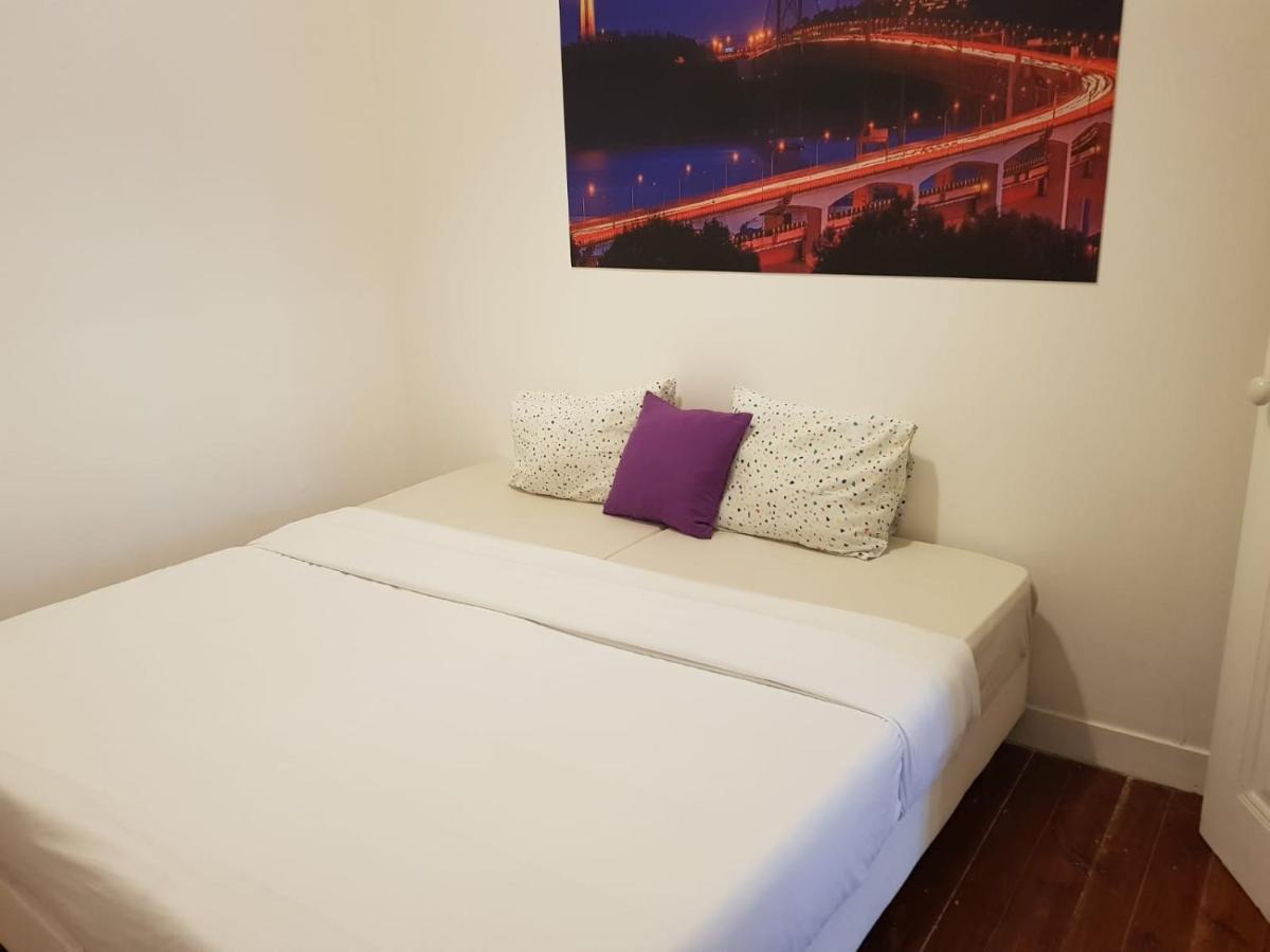 7 Luz Hostel Lisboa Exteriör bild